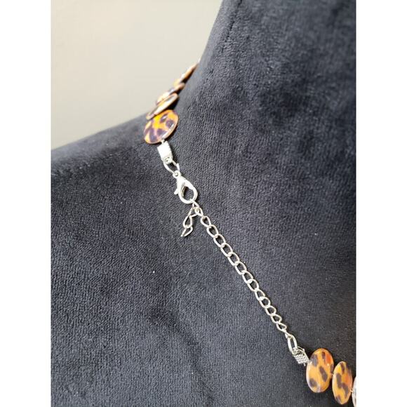 Women's Leopard Print Disc Necklace Adjustable Chain Lobster Clasp Statement - Picture 6 of 6